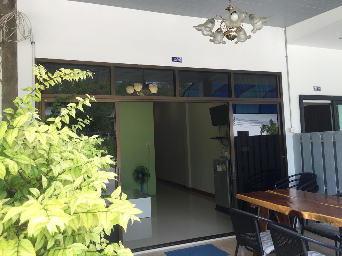 Baan Aomsub Hotel Koh Samet Exterior photo