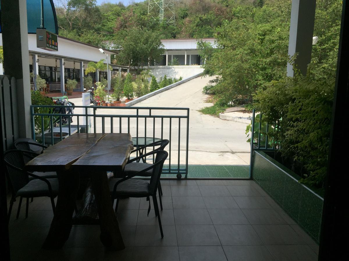 Baan Aomsub Hotel Koh Samet Exterior photo